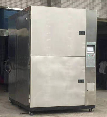 Το νερό LIYI δρόσισε τις αίθουσες 300L -65℃ θερμικού κλονισμού στο θερμικό εξοπλισμό δοκιμής +180 ℃